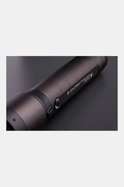 Led Lenser P7R Signature Zaklamp Oplaadbaar 18 Led Lenser P7R Signature Zaklamp Oplaadbaar -Big Agnes Winkel mdaee10029 8989 07 nl